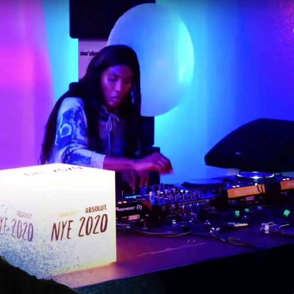 uniqcube custom light cube honeydijon