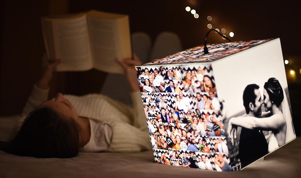 Uniqcube personalized lamp as a wedding gift