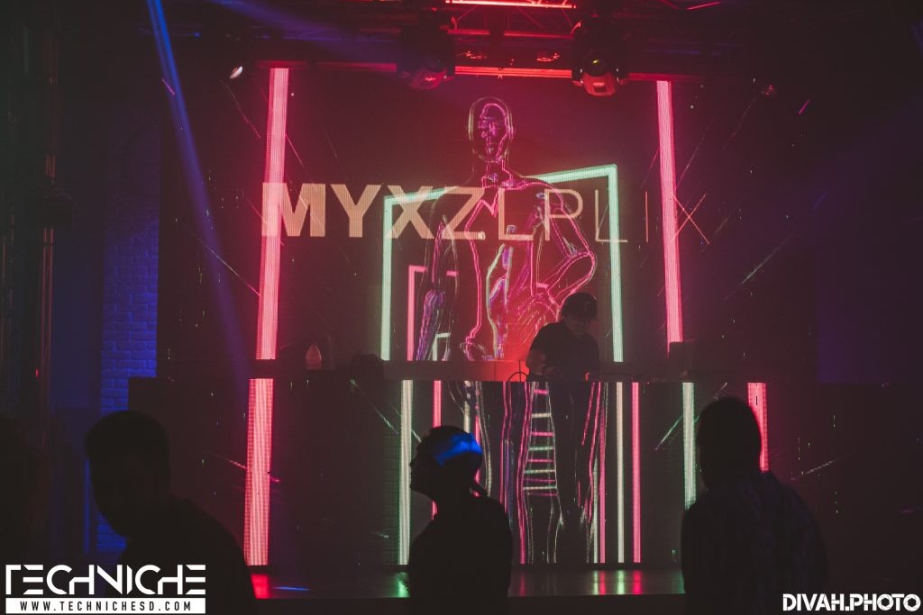 Techniche SD Myxzlplix dj 4 year anniversary party