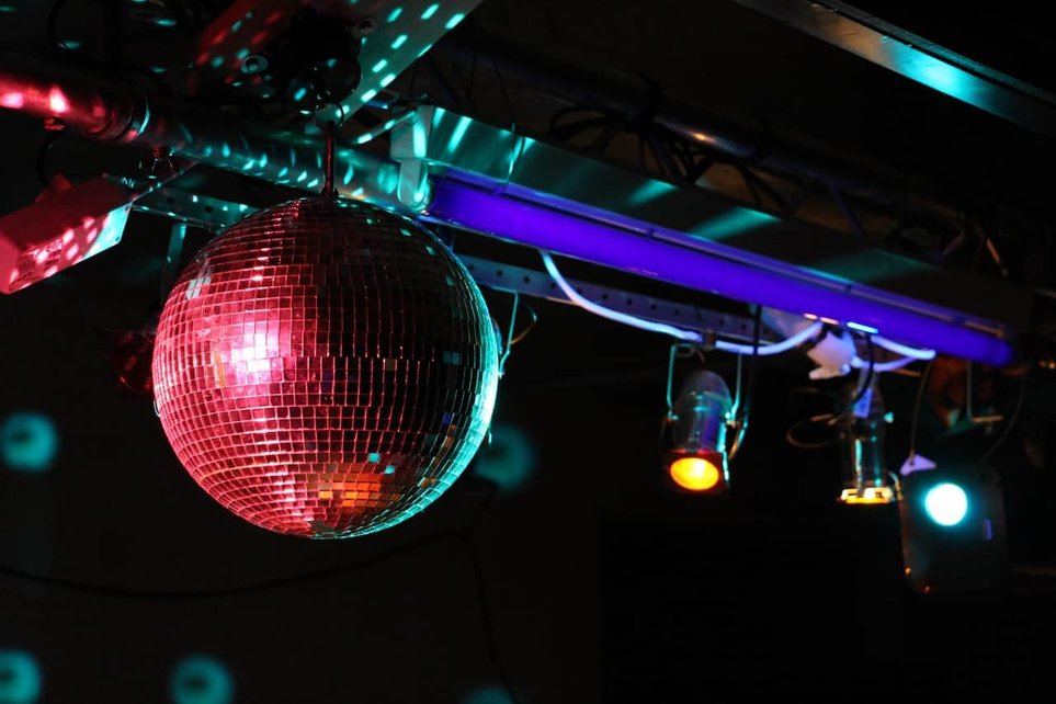 Affordable best DJ lights for aspiring DJs. Affordable best DJ lights for aspiring DJs.