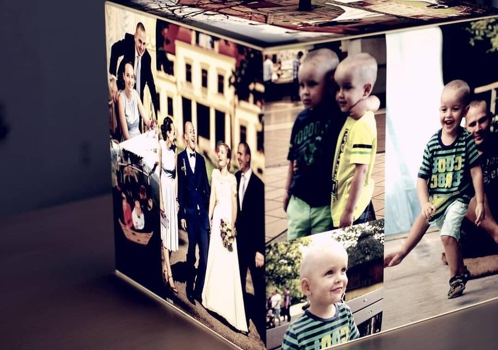 Custom photo lamp is a unique gift for Mother's Day
