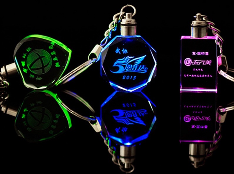 Light up keychains looking like customized light boxes