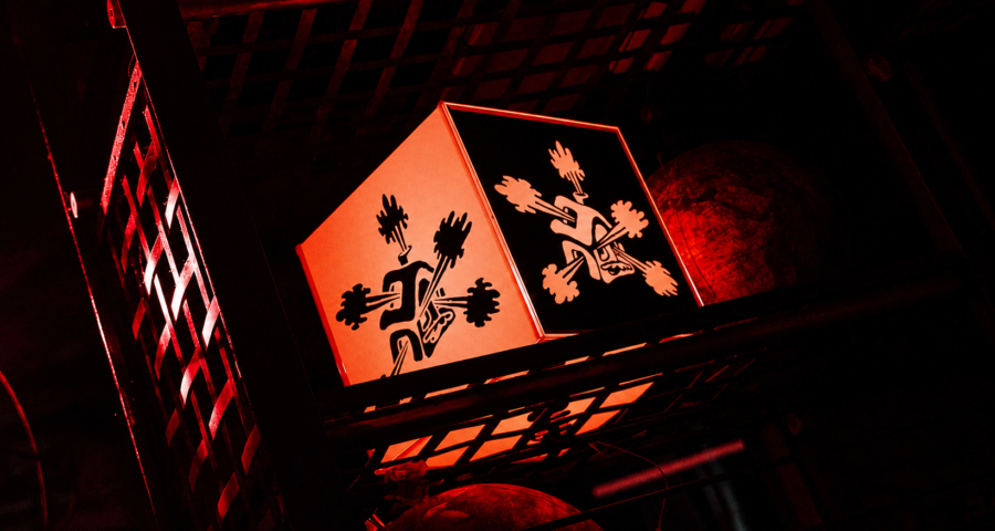 Custom DJ Light Box for Your DJ Set: How to Stand Out and Capture Attention
